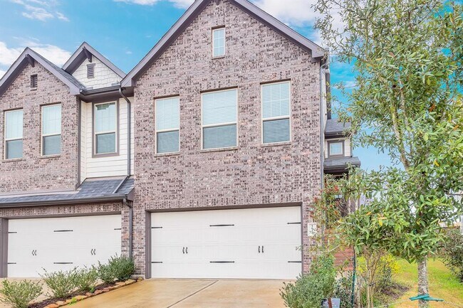 Building Photo - 5623 Sallow Bay Ln
