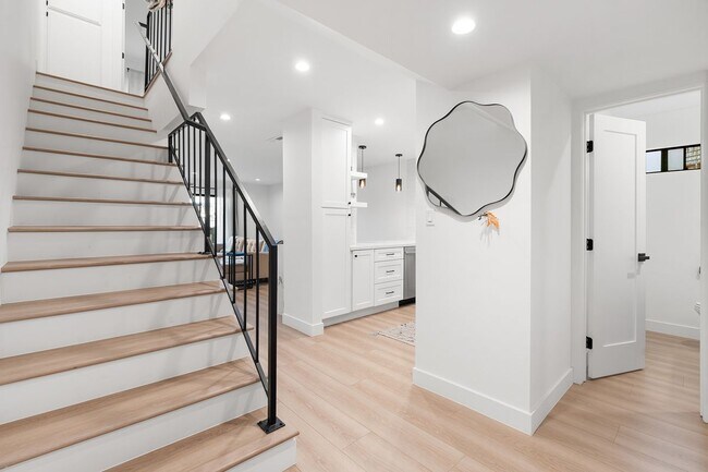Foto del edificio - 555 Evergreen St