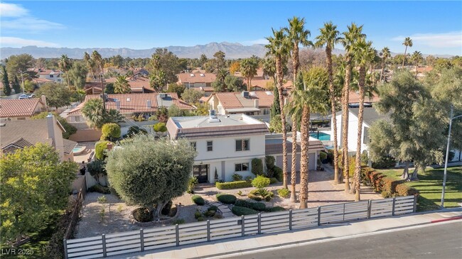 Building Photo - 2100 Westlund Dr