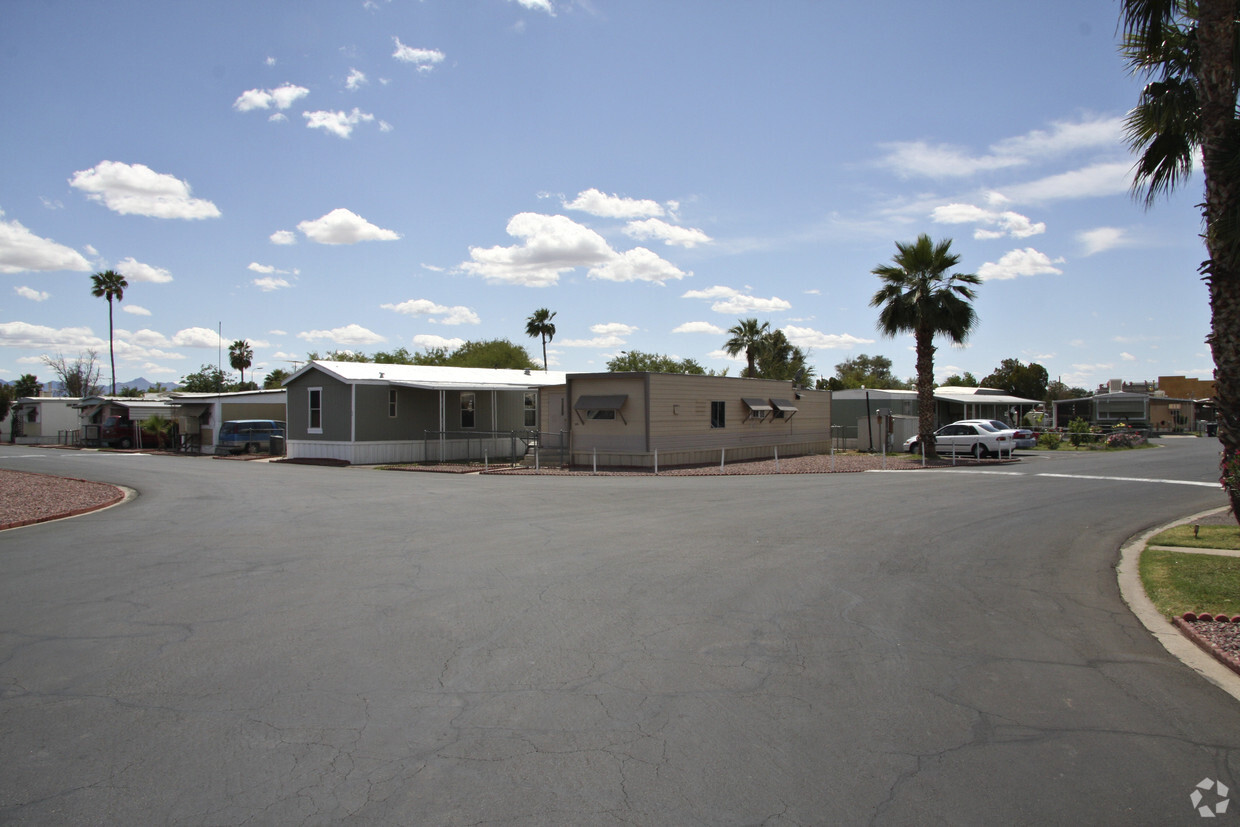 Building Photo - Capri Mobile Home Park