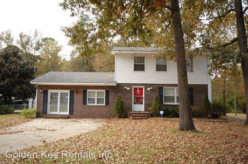 Foto principal - 207 Sourwood Rd