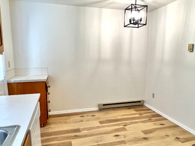 Building Photo - 2926 S Abbs Ln