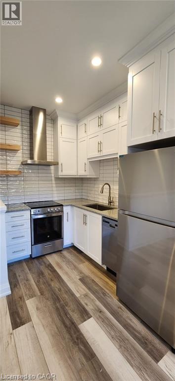 Building Photo - 261 Belmont Ave W