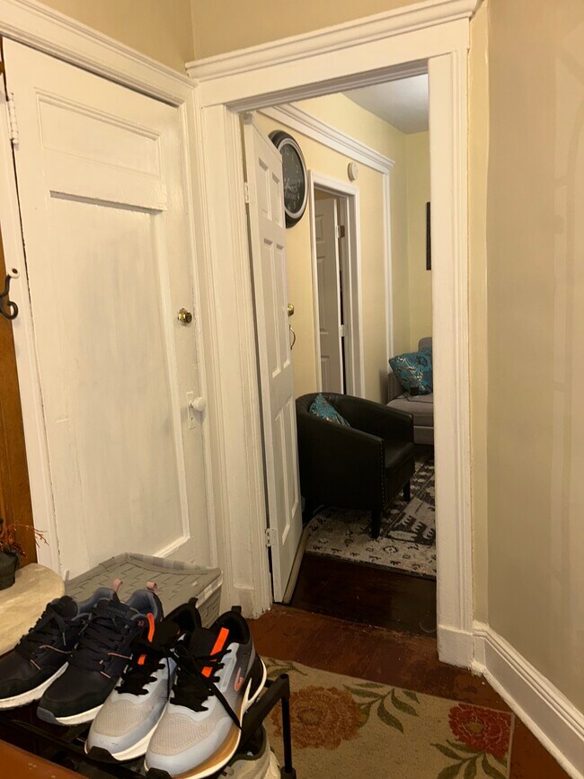 Foto del edificio - 271 Claremont Ave