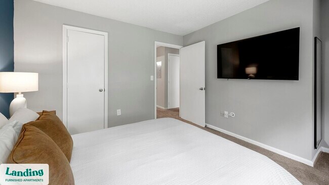 Foto del edificio - 300 Long Shoals Rd