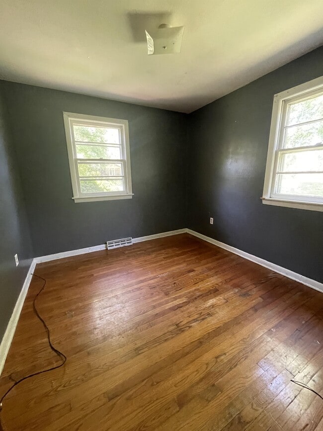 Photo - 1186 Winesap Rd House