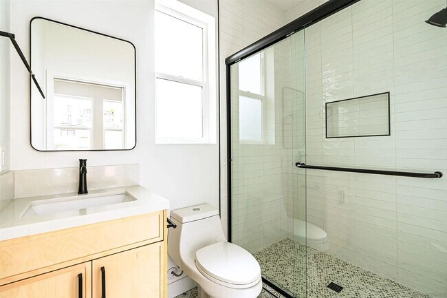 Foto del edificio - 2947 B St