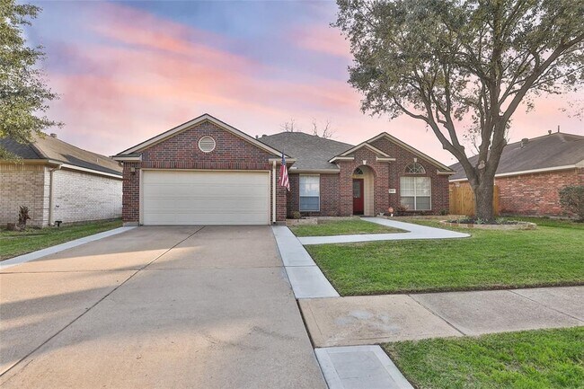 Foto del edificio - 19919 Upland Creek Dr