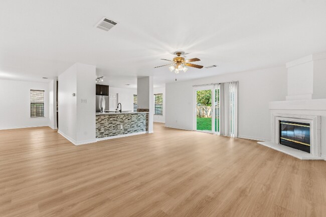 Building Photo - 2005 Jasper Ln