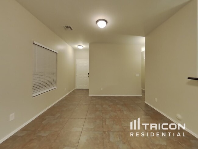 Foto del edificio - 36085 N Mirandesa Dr