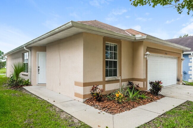 Building Photo - 7823 Bristol Park Dr