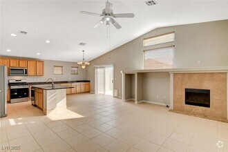 Building Photo - 1125 E Azure Ave