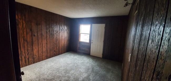 Building Photo - 8420 Lane Pl