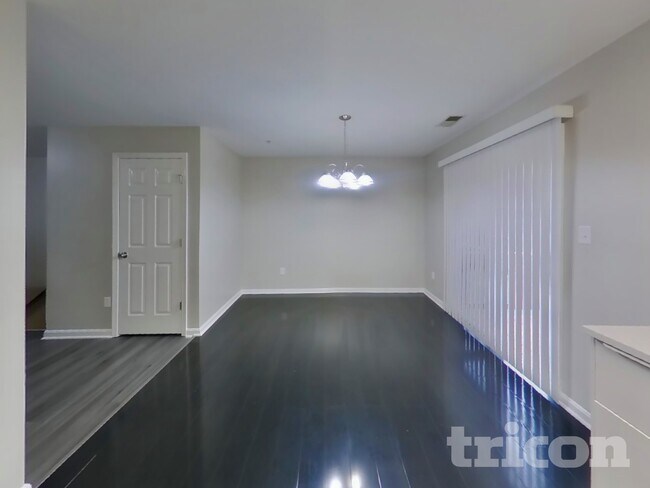 Building Photo - 1306 Sutler Terrace