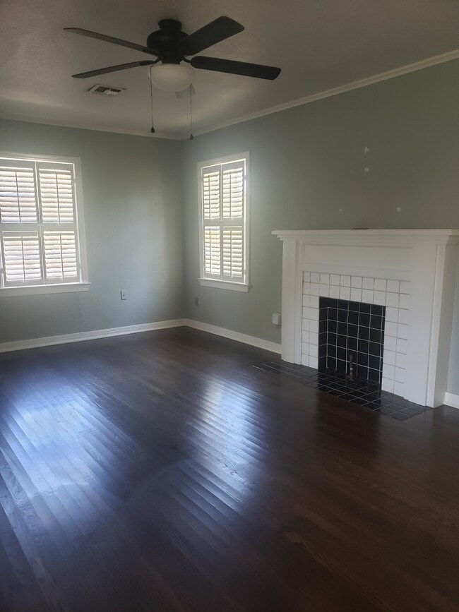 Foto del edificio - 612 NW 36th Terrace