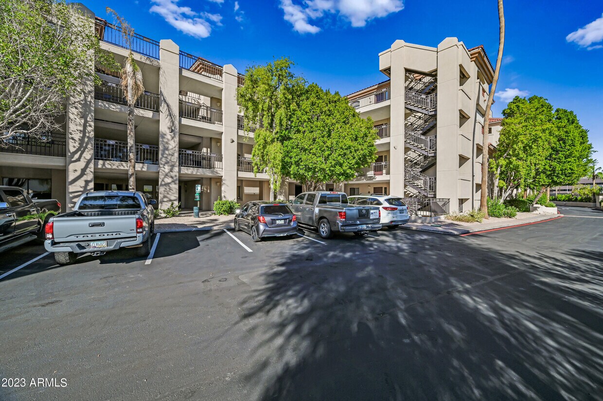 Primary Photo - 5104 N 32nd St