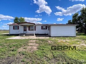 Building Photo - 4007 S Whiteside Rd