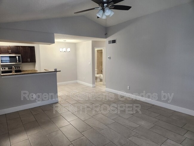 Building Photo - 5600 Devonbriar Way