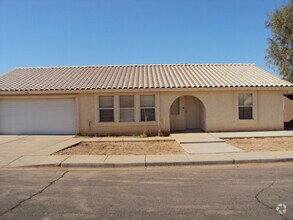Building Photo - 7116 E 26th Pl