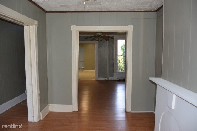Foto del edificio - 3 br, 1 bath Townhome - 1813 Aiken St