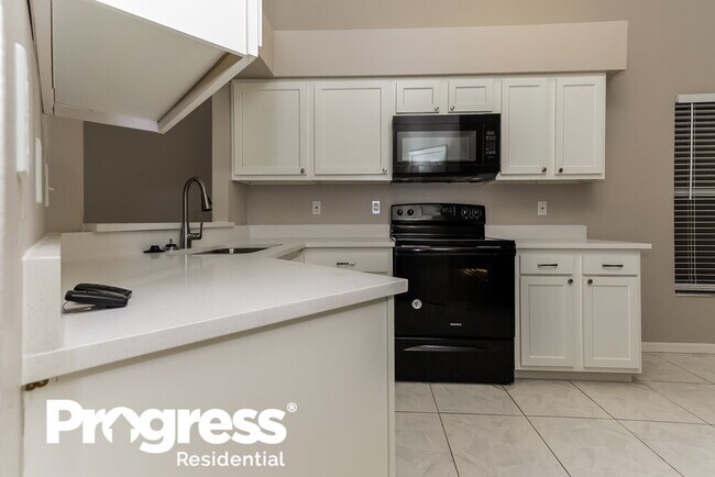 Building Photo - 3103 Pine Top Dr