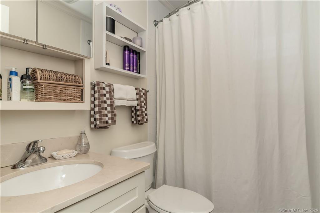 167 Heritage Hill Rd Unit B, New Canaan, CT 06840 Condo for Rent in New Canaan, CT