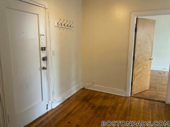 Foto del edificio - 126 Warren St