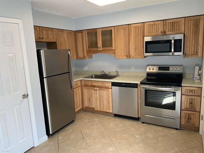 Foto del edificio - 3 br, 2 bath House - 5937 Rosewood Drive