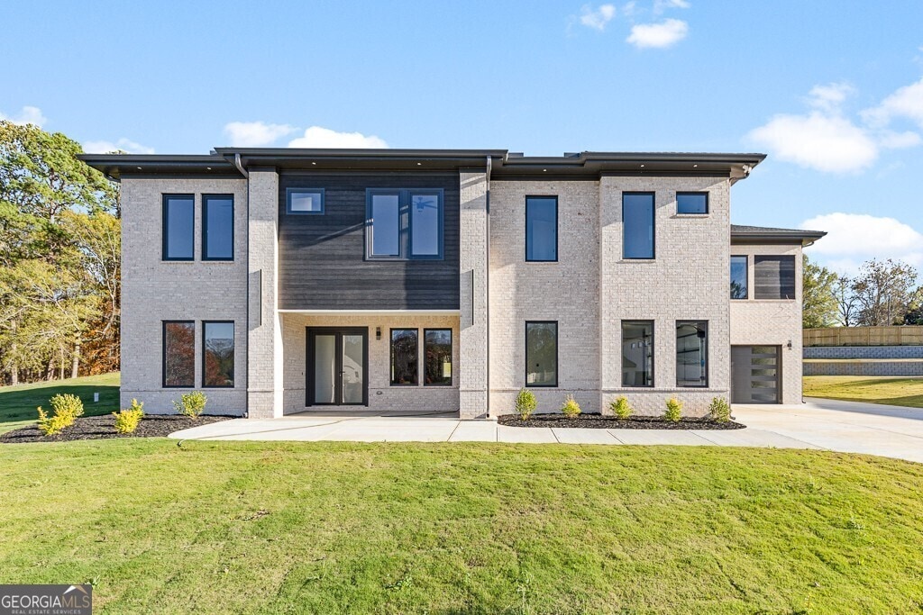 Foto principal - 555 Versailles Dr