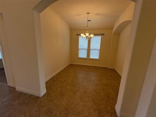 Foto del edificio - 3900 Crispin Hall Ln