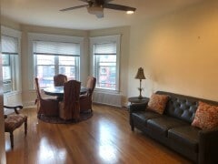 Building Photo - 518 Beacon St