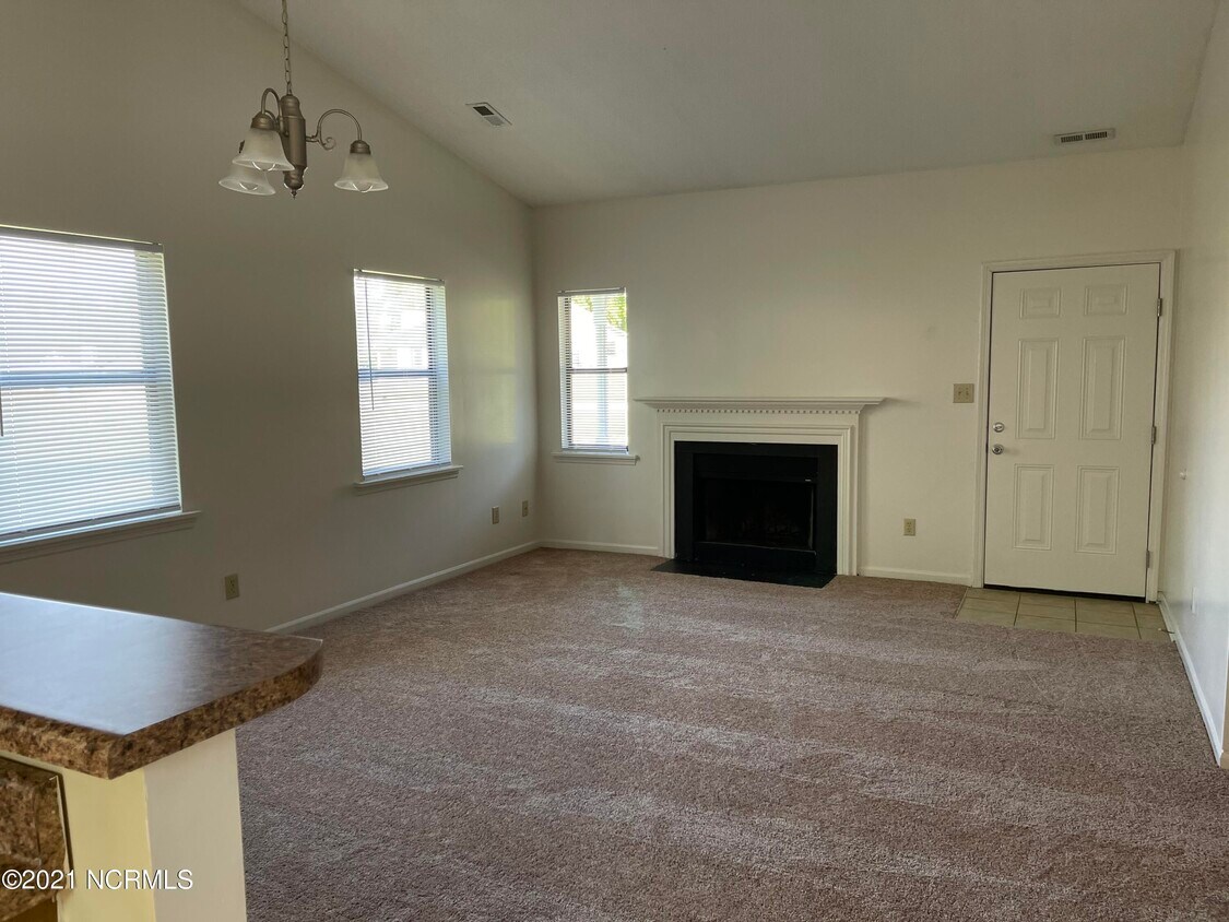 1830 Countrywood Blvd, Jacksonville, NC 28540 Townhome Rentals in