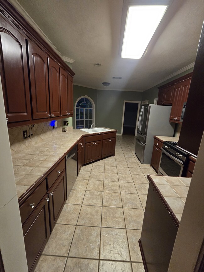 Building Photo - 107 Turnberry Cv