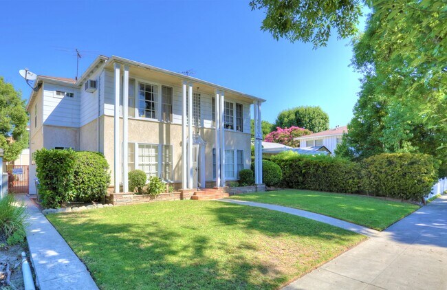 Foto del edificio - 2815 W Clark Ave