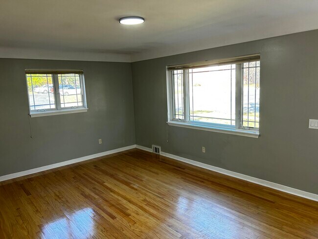 Foto del edificio - 1643 Fairview Ave