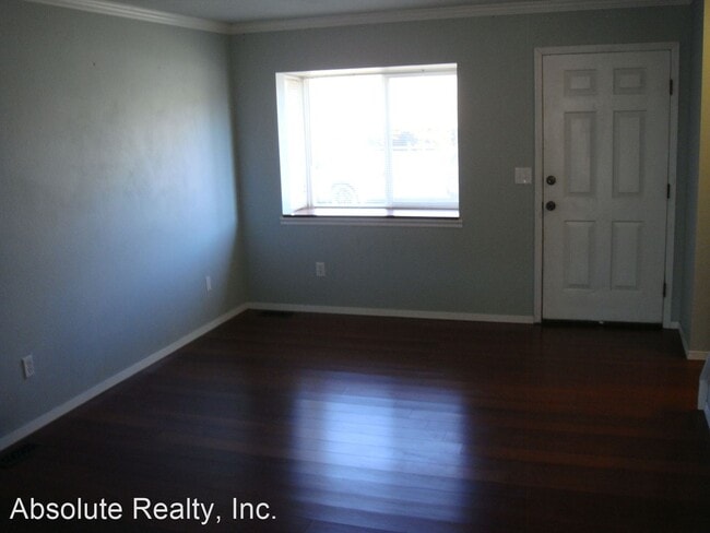 Building Photo - 2 br, 1.5 bath House - 7656 Clover Hill Drive