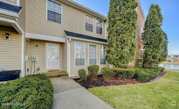 Building Photo - 65 Culford Pl