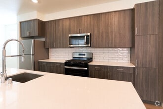 1BD, 1BA - 1,122SF - Allaso Journal Center
