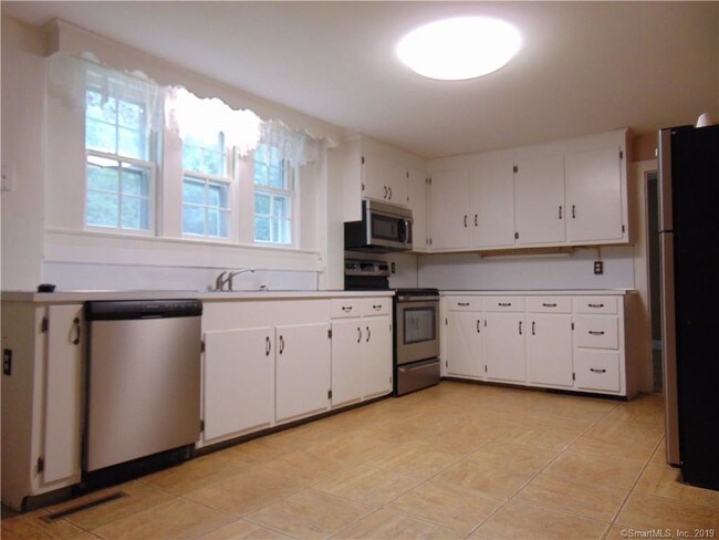 Foto del edificio - 20 S Rd