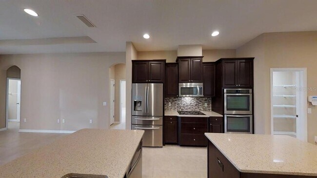 Foto del edificio - 4245 Windcrest Dr