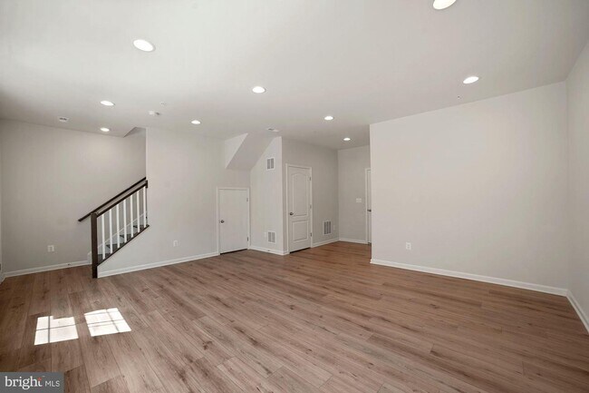 Building Photo - 17836 Porter Rd