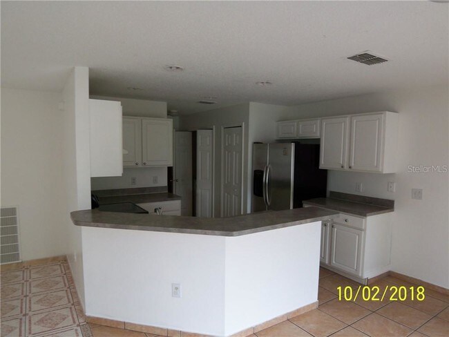 Building Photo - 2408 Knightsbridge Blvd