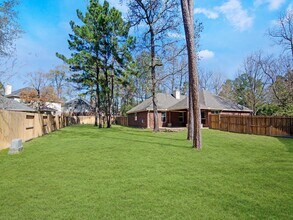 Building Photo - 30 Jewelsford Dr