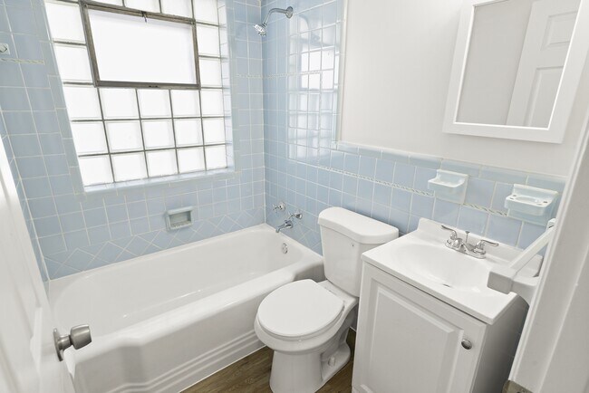 Building Photo - 9632 Cutler Dr