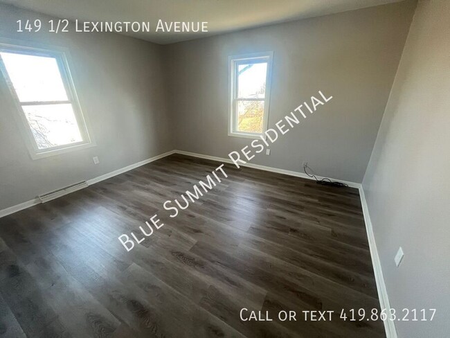 Building Photo - Cozy 2 Bedroom Upstairs Double