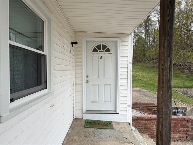 Foto del edificio - 79 N Main St