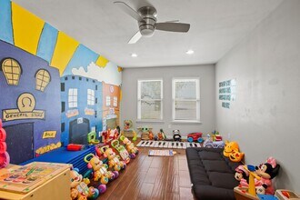 Building Photo - 5302 Treaschwig Rd