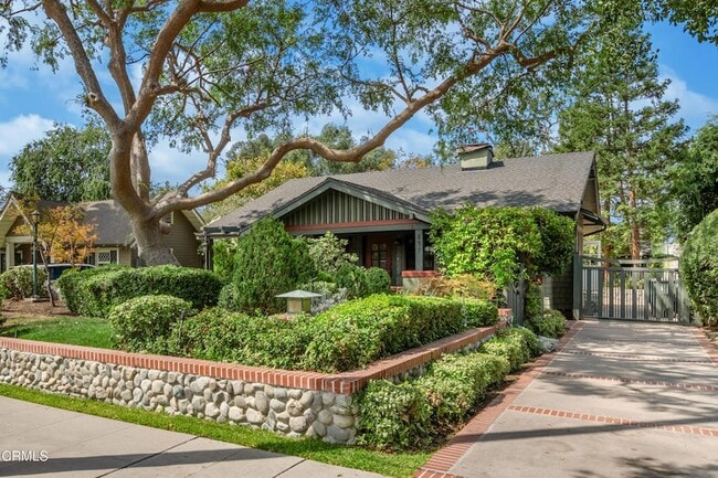 Photo - 847 S Los Robles Ave Townhome