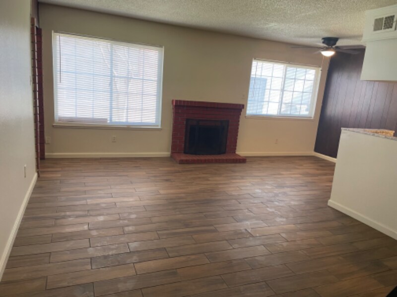 26 Nedra Ct, Sacramento, CA 95822 Room for Rent in Sacramento, CA