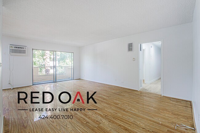 Foto del edificio - 7720 Hampton Ave